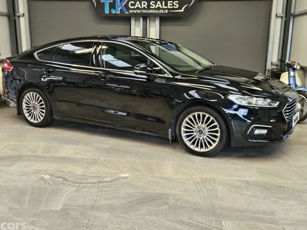 Ford Mondeo Hatchback, Diesel, 2019, Black