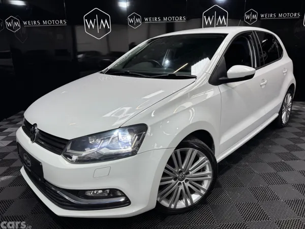 Volkswagen Polo Hatchback, Petrol, 2017, White