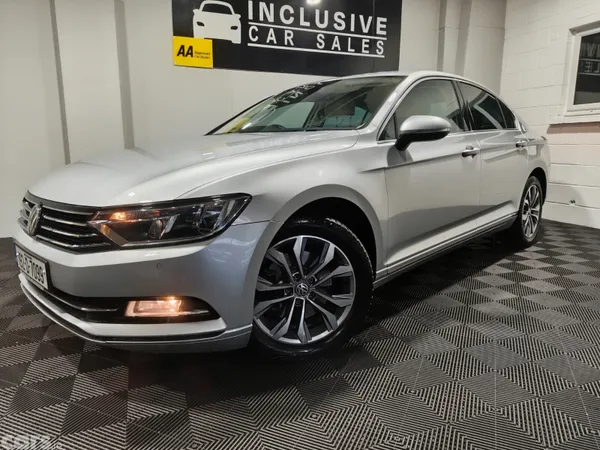 Volkswagen Passat Saloon, Diesel, 2019, Grey