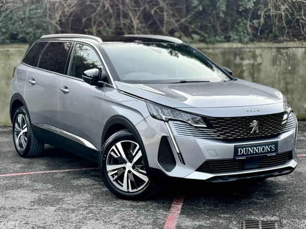 Peugeot 5008 MPV, Diesel, 2024, Grey
