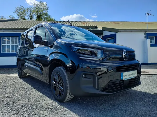 Citroen Berlingo MPV, Diesel, 2027, Black