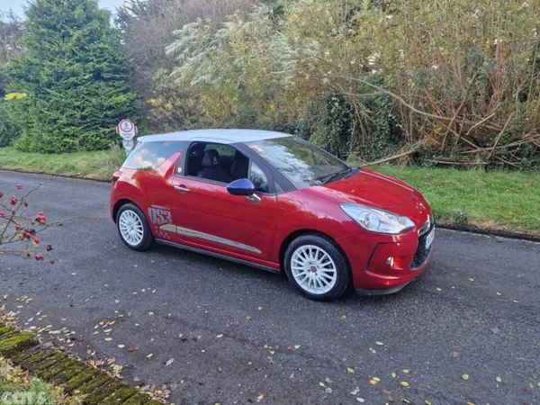 Citroen DS 3 Hatchback, Petrol, 2014, Red