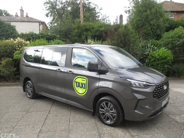Ford Tourneo MPV, Diesel, 2026, Grey