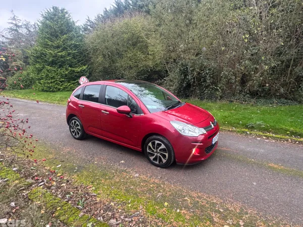 Citroen C3 Hatchback, Petrol, 2015, Red