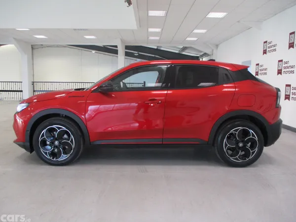 Alfa Romeo Junior SUV, Electric, 2026, Red