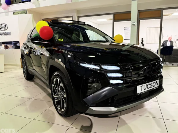 Hyundai Tucson SUV, Petrol Plug-in Hybrid, 2027, Green