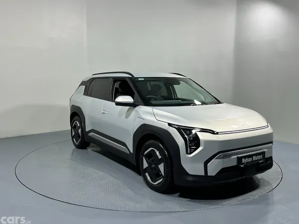 Kia EV3 MPV, Electric, 2026, Silver