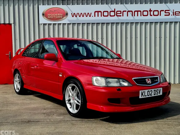 Honda Accord Saloon, Petrol, 2002, Red