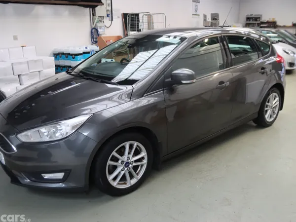 Ford Focus Hatchback, Petrol, 2017, Grey