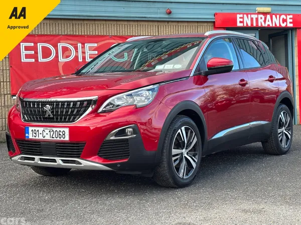 Peugeot 3008 MPV, Petrol, 2019, Red