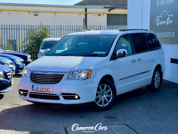 Chrysler Grand Voyager MPV, Diesel, 2014, White