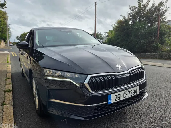 Skoda Octavia Hatchback, Petrol, 2026, Black