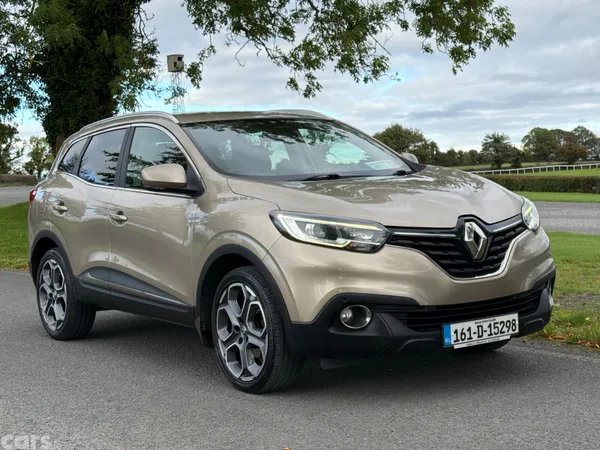 Renault Kadjar SUV, Diesel, 2016, Gold