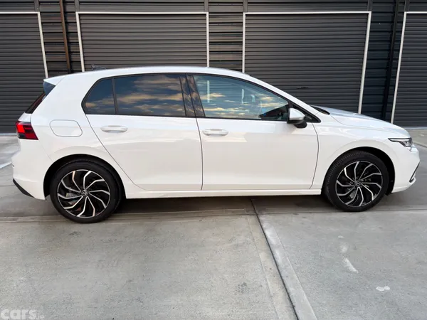 Volkswagen Golf Estate, Petrol, 2024, White