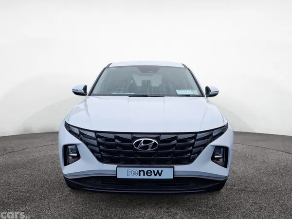 Hyundai Tucson MPV, Petrol Hybrid, 2023, White