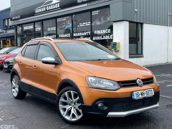 Volkswagen Polo Hatchback, Petrol, 2015, Orange