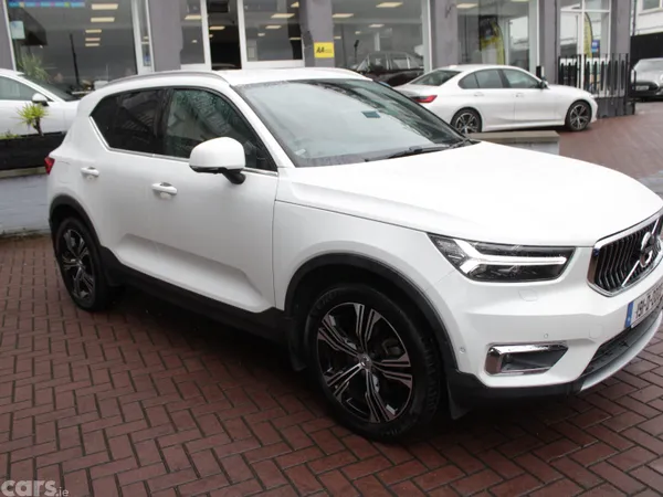 Volvo XC40 Estate, Petrol, 2019, White