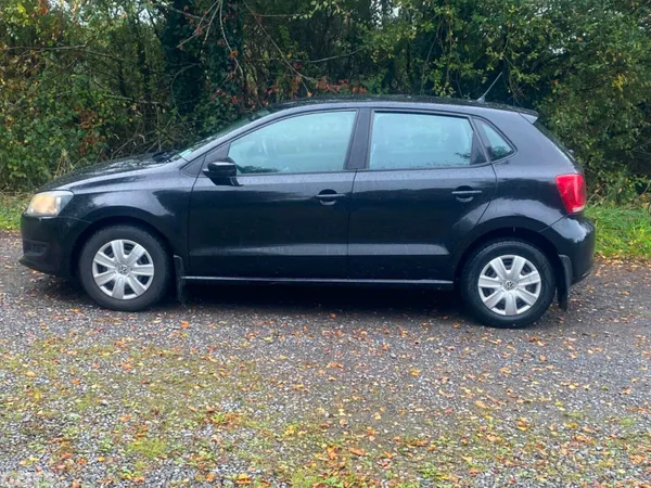 Volkswagen Polo Hatchback, Petrol, 2012, Black