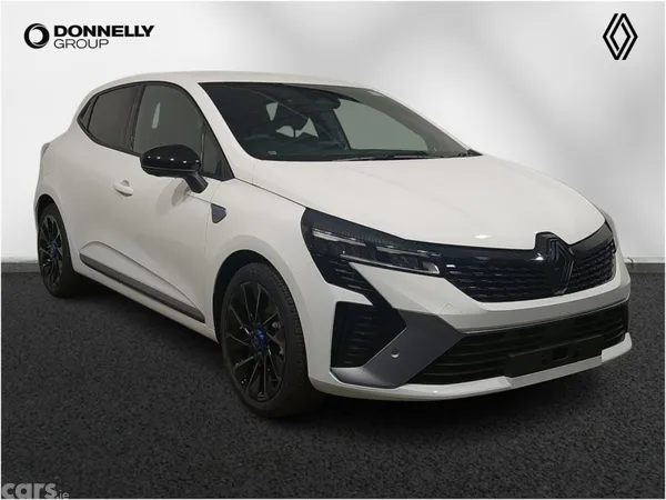 Renault Clio Hatchback, 2026, 