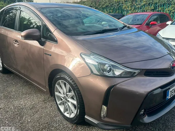 Toyota Prius Estate, Petrol Hybrid, 2019, Gold