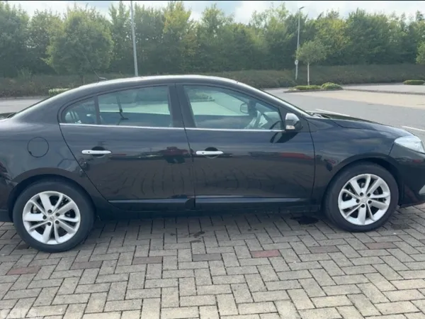 Renault Fluence Saloon, Diesel, 2015, Black