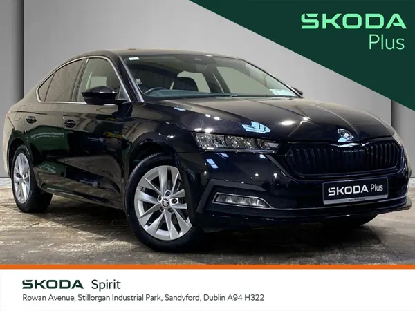Skoda Octavia Saloon, Diesel, 2023, Black