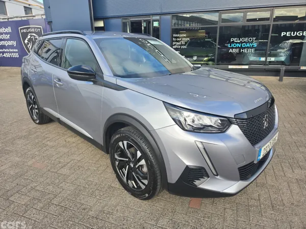 Peugeot 2008 MPV, Petrol, 2023, Grey