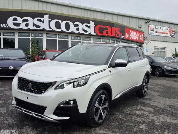 Peugeot 5008 MPV, Diesel, 2020, White