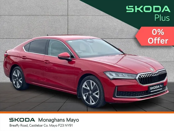 Skoda Superb Hatchback, Diesel, 2024, Red
