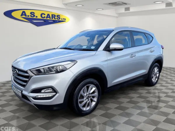 Hyundai Tucson SUV, Diesel, 2016, Silver