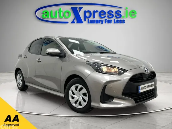 Toyota Yaris Hatchback, Petrol Hybrid, 2022, Brown