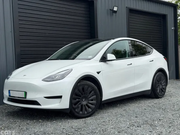 Tesla Model Y SUV, Electric, 2022, White