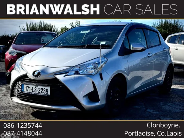Toyota Yaris Hatchback, Petrol, 2017, Silver