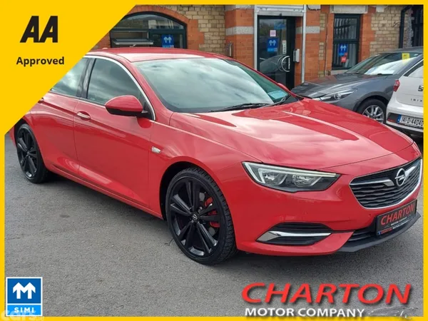 Opel Insignia Saloon, Diesel, 2018, Red