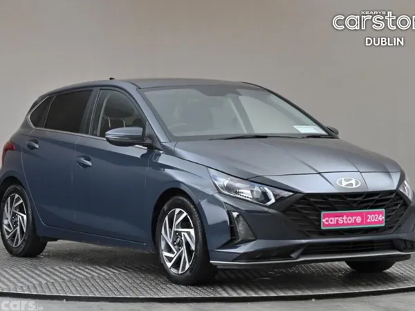 Hyundai i20 Hatchback, Petrol, 2024, Grey
