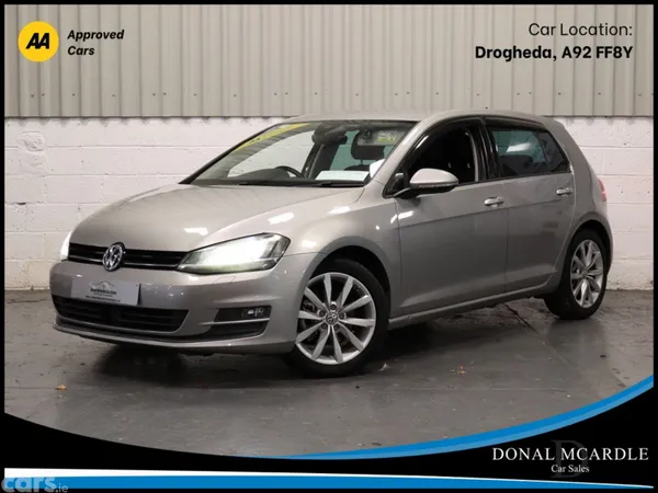 Volkswagen Golf Hatchback, Petrol, 2017, Gold