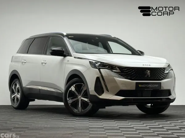 Peugeot 5008 MPV, Petrol, 2021, White