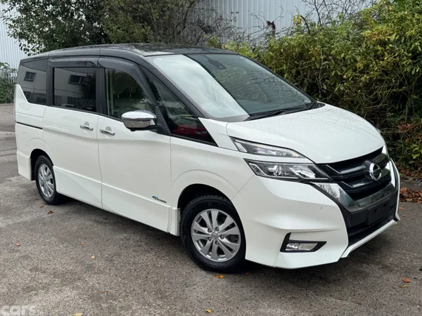 Nissan Serena MPV, Petrol Hybrid, 2017, White