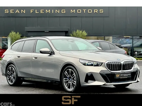 BMW 5-Series Estate, Petrol Hybrid, 2026, Grey