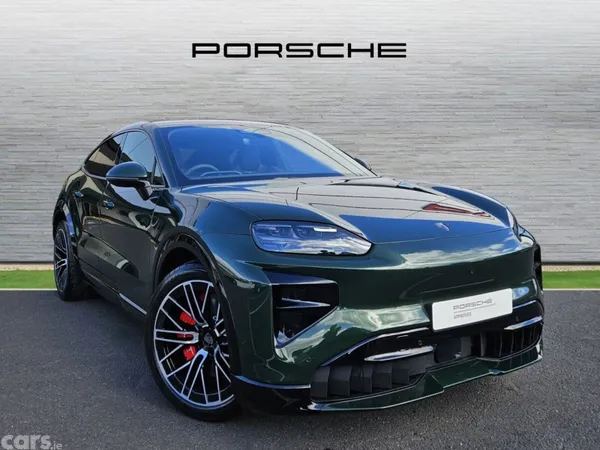 Porsche Cayenne Coupe, Electric, 2026, Green