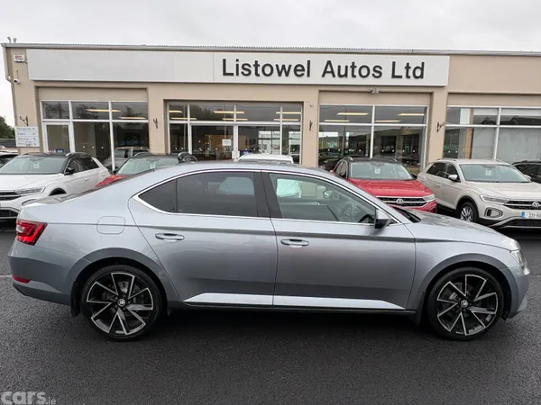 Skoda Superb Saloon, Diesel, 2019, Grey