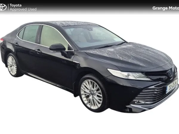 Toyota Camry Saloon, Petrol Hybrid, 2021, Black