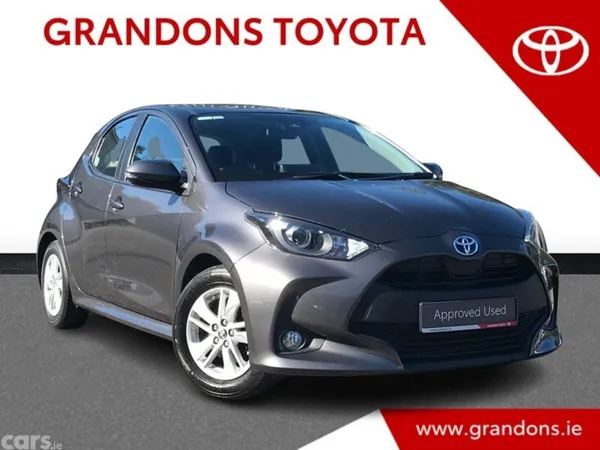 Toyota Yaris Hatchback, Petrol Hybrid, 2023, Grey