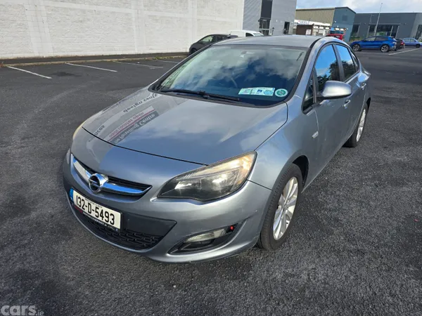 Opel Astra Saloon, Diesel, 2013, Silver