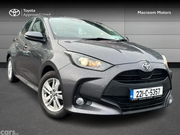 Toyota Yaris Hatchback, Petrol, 2022, Grey
