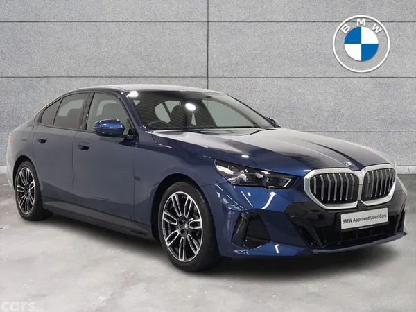 BMW 5-Series Saloon, Petrol Hybrid, 2026, Blue