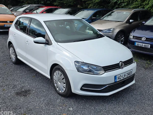 Volkswagen Polo Hatchback, Petrol, 2014, White