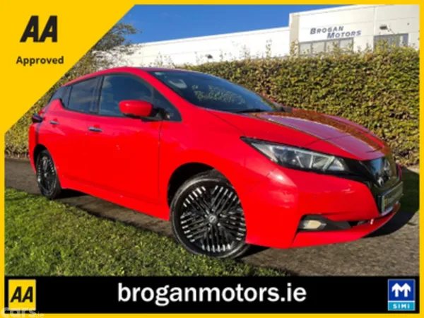 Nissan Leaf Hatchback, Electric, 2022, Red