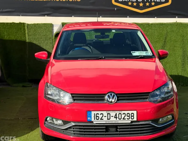 Volkswagen Polo Hatchback, Petrol, 2016, Red