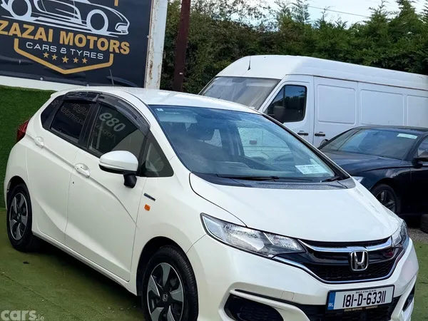 Honda Fit Hatchback, Petrol Hybrid, 2018, White